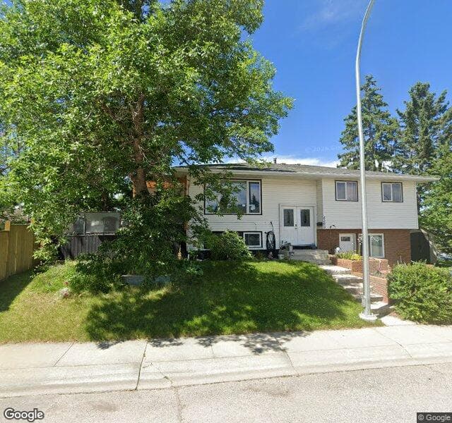 Street view of 4303 47 Street SW, Calgary