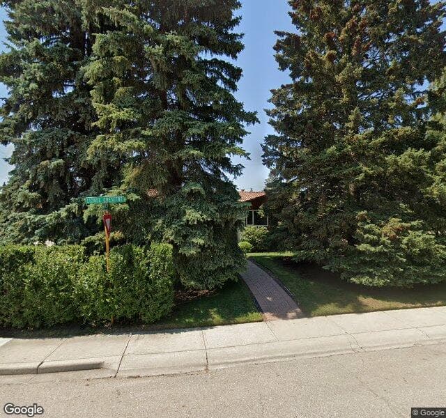 Street view of 2864 Lionel Crescent SW, Calgary