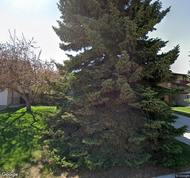 Street view of 327 Berkshire Place NW, Calgary