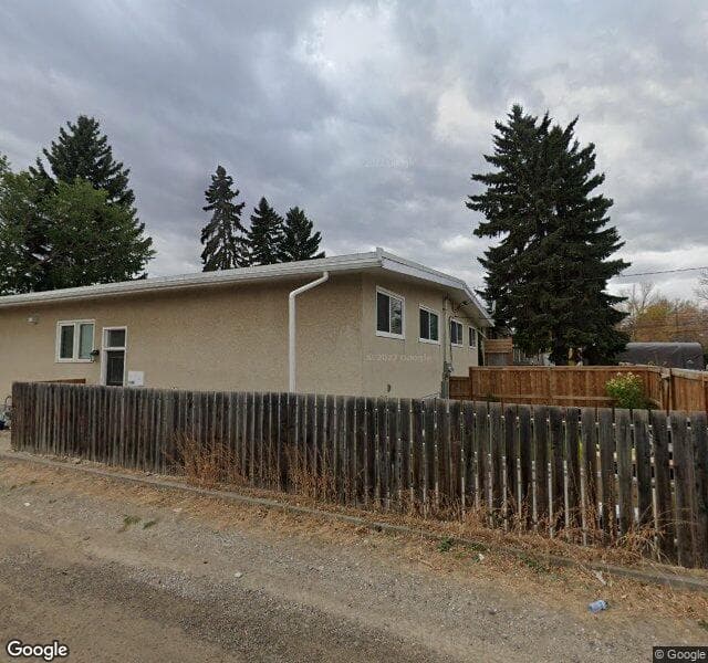Street view of 618 Kingsmere Crescent SW, Calgary