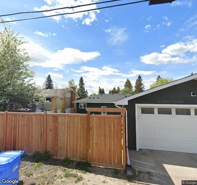 Street view of 208 Capri Avenue NW, Calgary