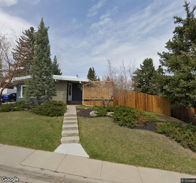 Street view of 728 Seymour Avenue SW, Calgary