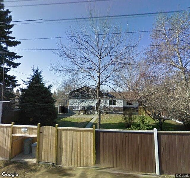 Street view of 252 Capri Avenue NW, Calgary