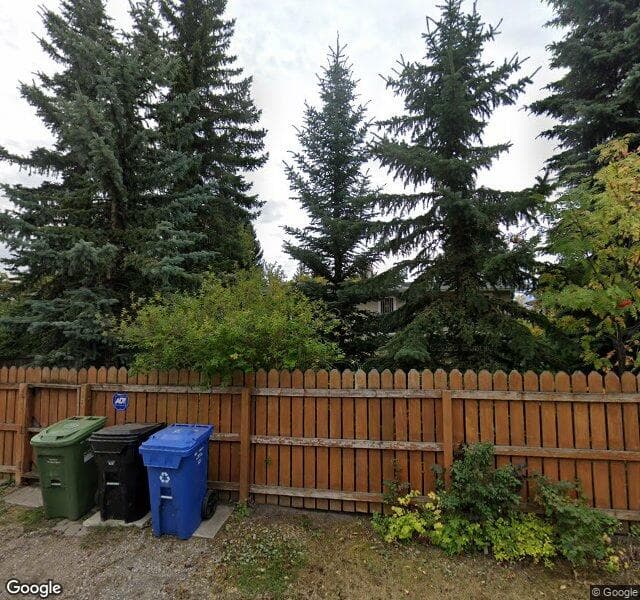 Street view of 2324 Uxbridge Drive NW, Calgary