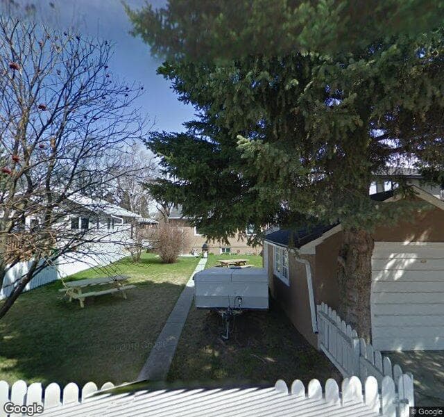 Street view of 629 25 Avenue NW, Calgary
