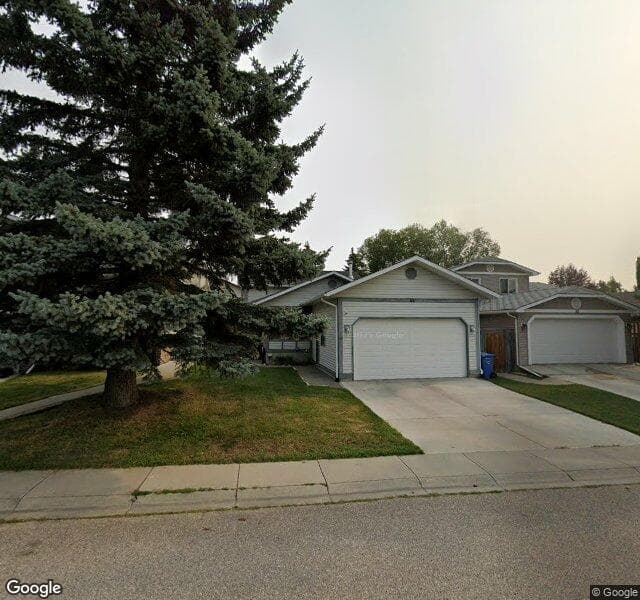 Street view of 44 Scenic Cove Circle NW, Calgary