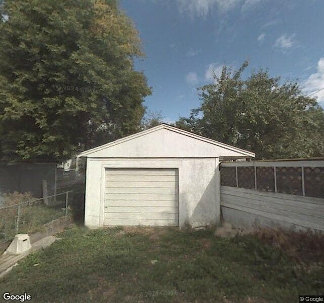 Street view of 249 18 Avenue NE, Calgary