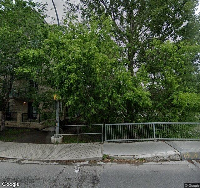 Street view of 106-108 25 Avenue SW, Calgary