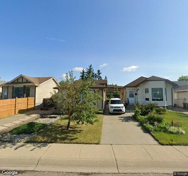 Street view of 135 Hyndman Crescent NW, Edmonton