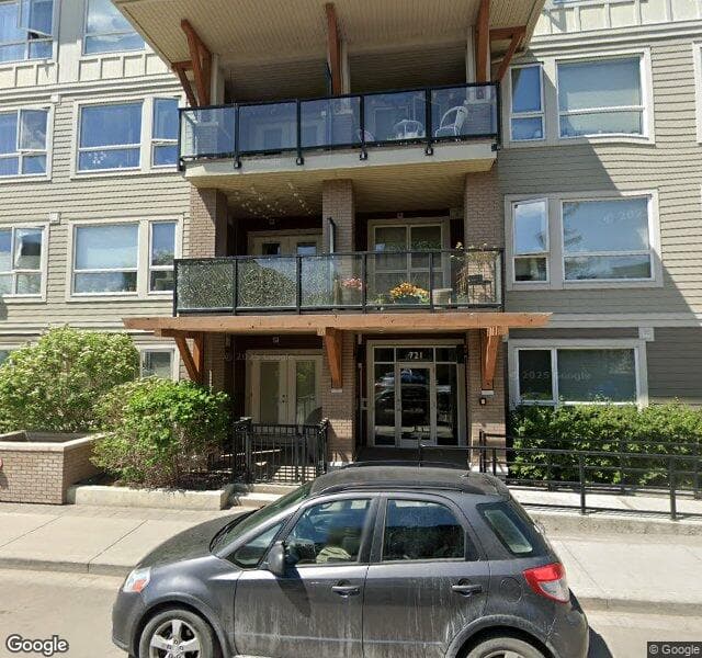 Street view of 721 4 Street NE, Calgary