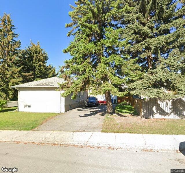 Street view of 604 56 Avenue SW, Calgary