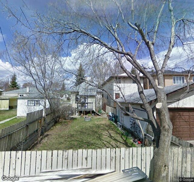 Street view of 823 19 Avenue NW, Calgary