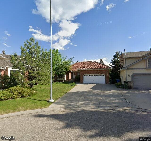 Street view of 131 Varsity Estates Terrace NW, Calgary