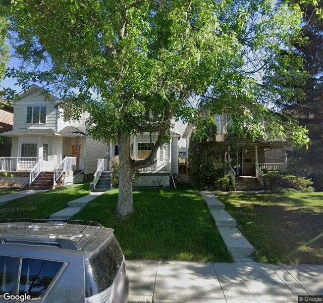 Street view of 718 53 Avenue SW, Calgary