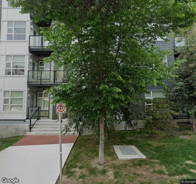 Street view of 102-515 4 Avenue NE, Calgary