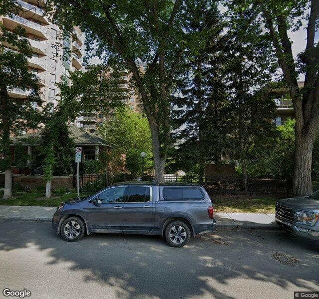 Street view of 203-225 25 Avenue SW, Calgary