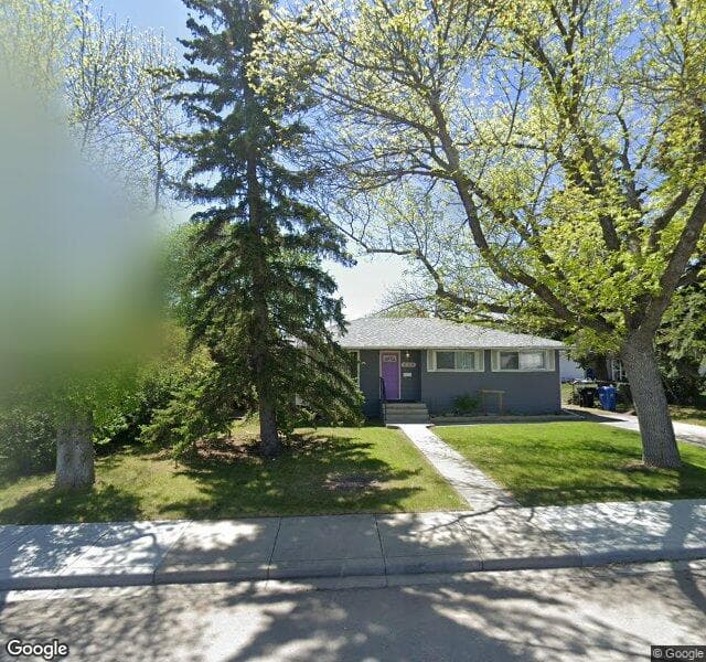 Street view of 639 Thornhill Drive NW, Calgary