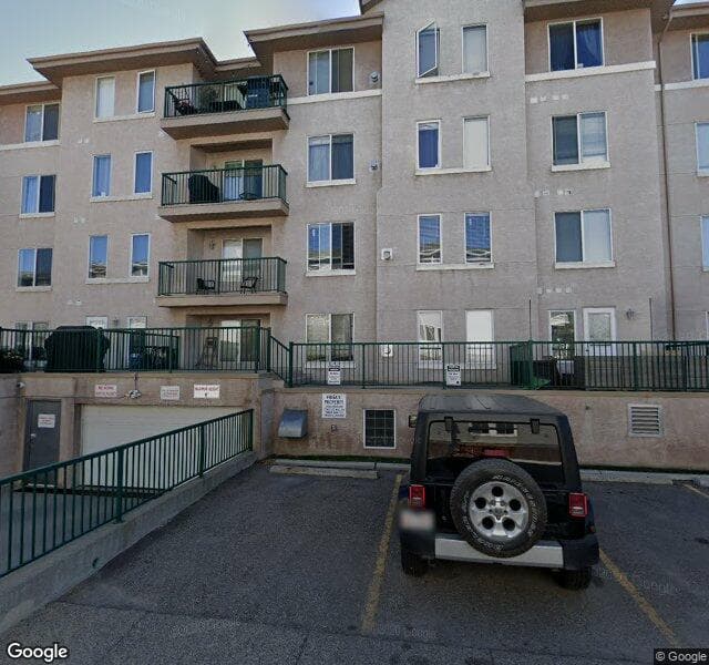 Street view of 1110 17 Street SW, Calgary