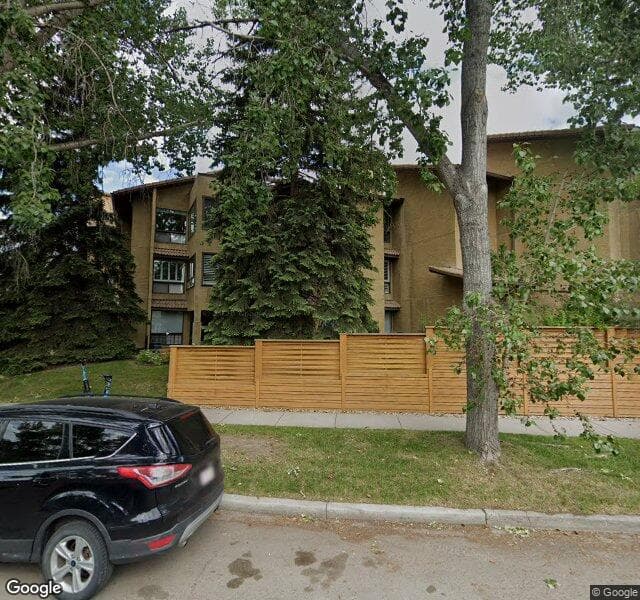 Street view of 808 4 Avenue NW, Calgary
