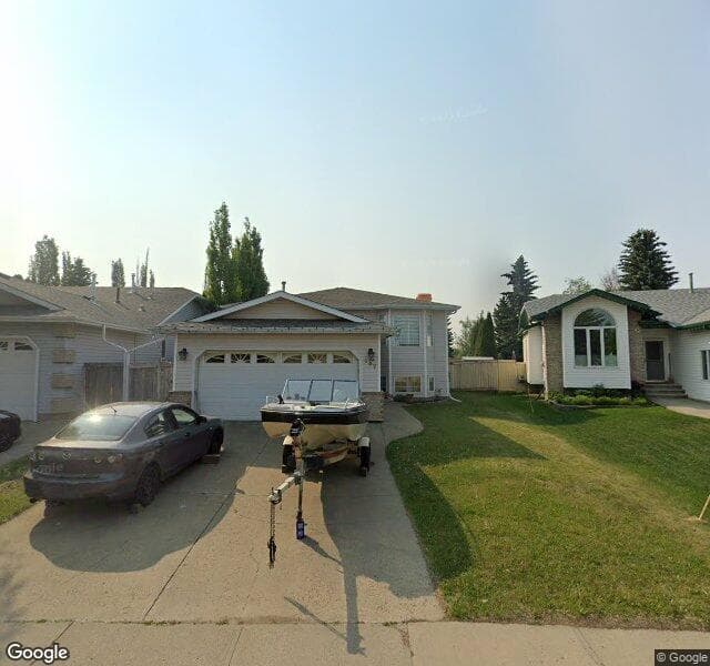Street view of 907 Jordan Crescent NW, Edmonton