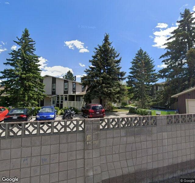 Street view of 544 Blackthorn Road NE, Calgary