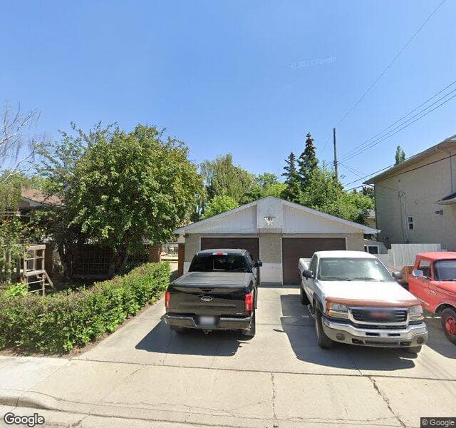 Street view of 507 26 Avenue NE, Calgary