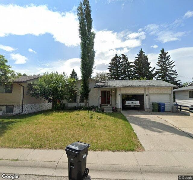 Street view of 3-195 Manora Place NE, Calgary