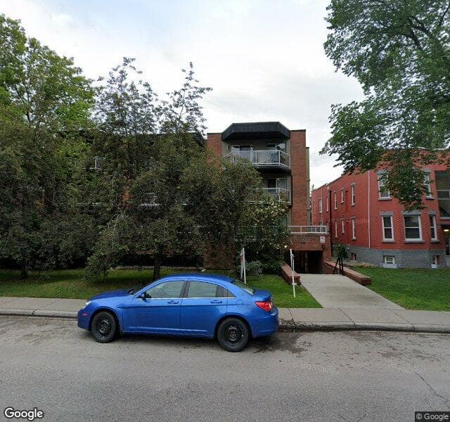 Street view of 10-210 25 Avenue SW, Calgary