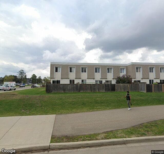 Street view of 186 Cornell Crest, Edmonton