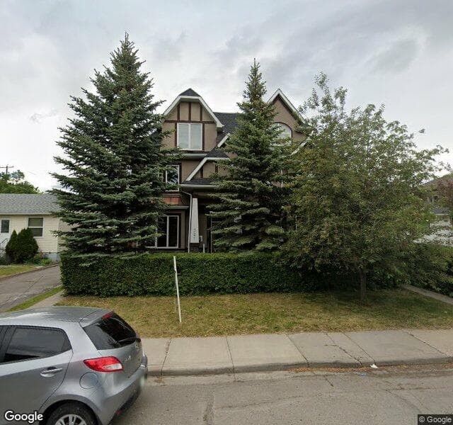 Street view of 523 34 Street NW, Calgary