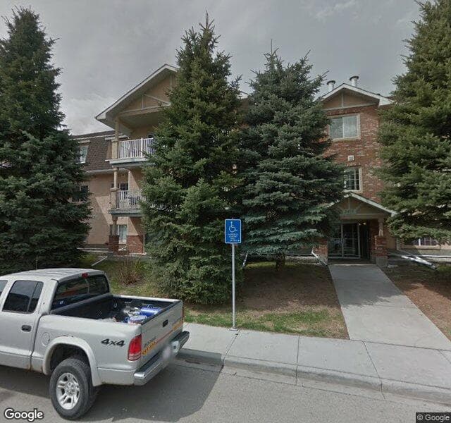 Street view of 308-1415 17 Street SE, Calgary