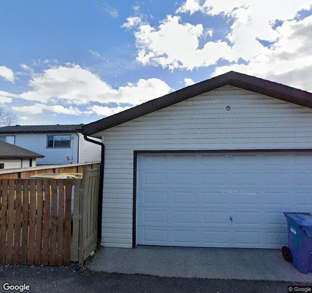 Street view of 40 River Valley Crescent SE, Calgary