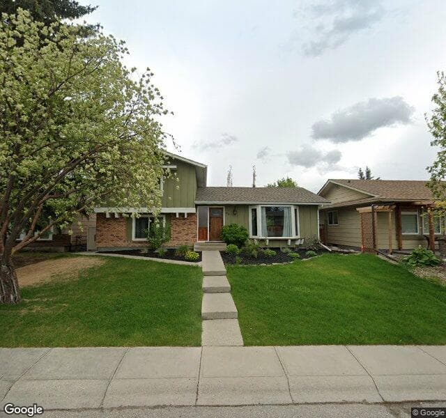 Street view of 44 Sunmount Crescent SE, Calgary