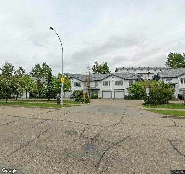 Street view of 23-450 Hyndman Crescent NW, Edmonton