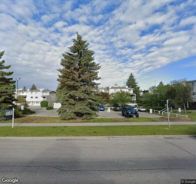 Street view of 101-3015 51 Street SW, Calgary
