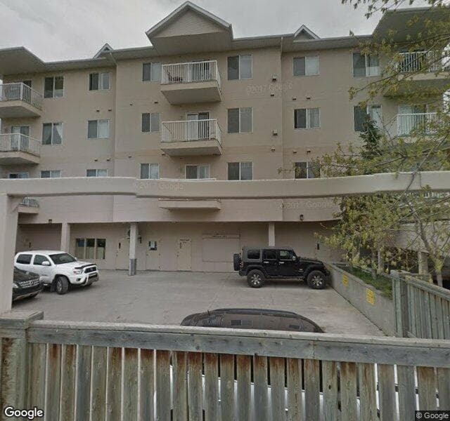 Street view of 1905 Centre Street NW, Calgary