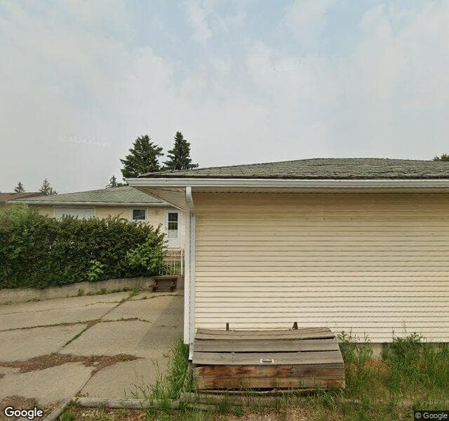 Street view of 882 Knottwood Road S NW, Edmonton