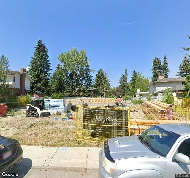 Street view of 1016 Beverley Boulevard SW, Calgary