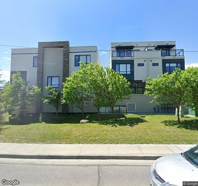 Street view of 109-15 Rosscarrock Gate SW, Calgary
