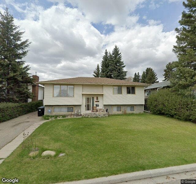 Street view of 5539 Dalhart Road NW, Calgary