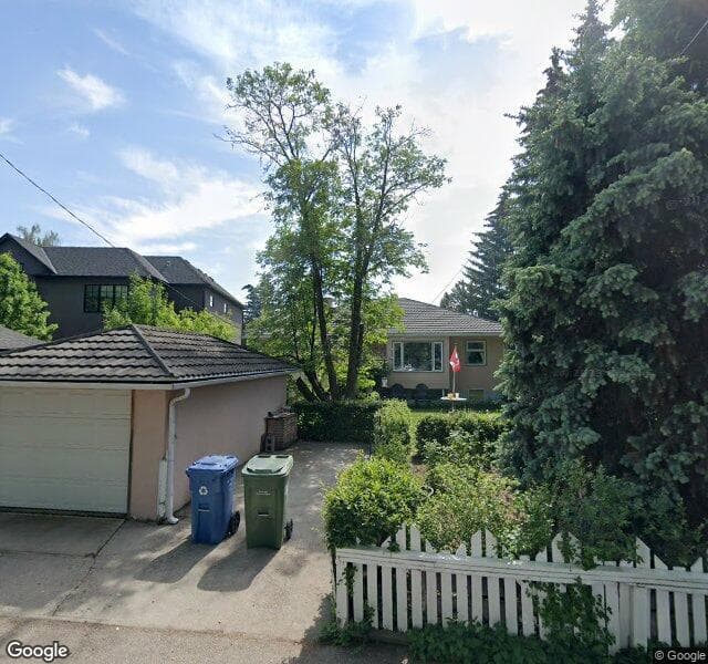 Street view of 1122 9 Street NW, Calgary
