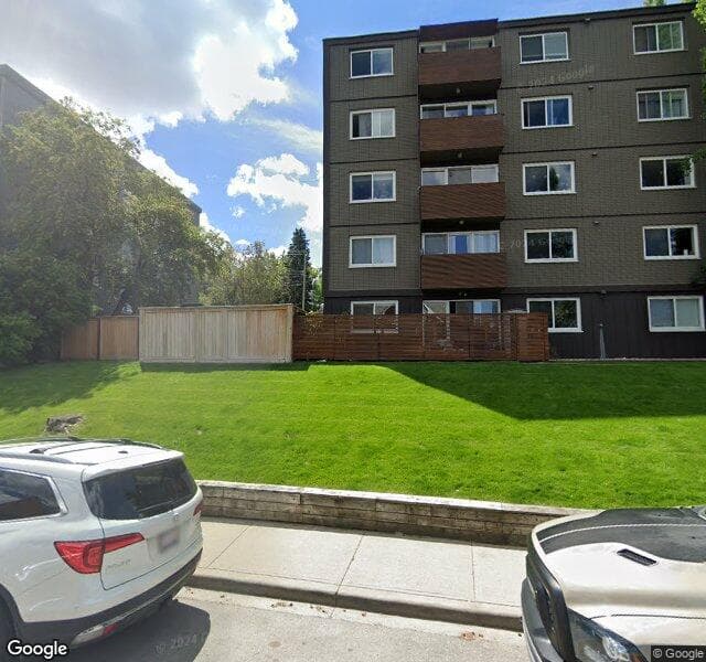 Street view of 301-1904 10 Street SW, Calgary