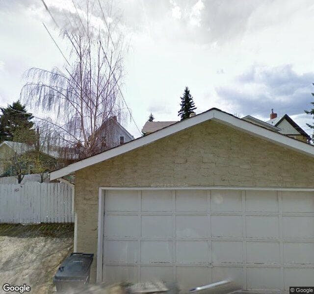 Street view of 454 20 Avenue NW, Calgary