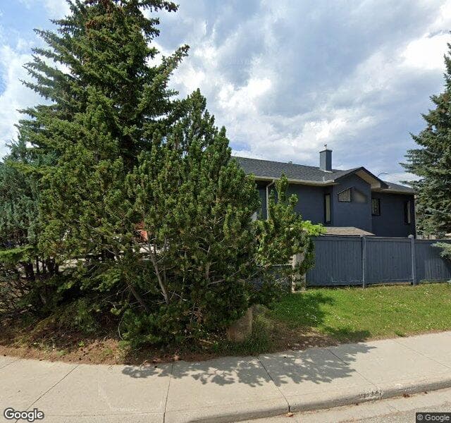 Street view of 2709 Signal Hill Bay SW, Calgary