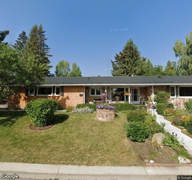 Street view of 230 Oakwood Place SW, Calgary