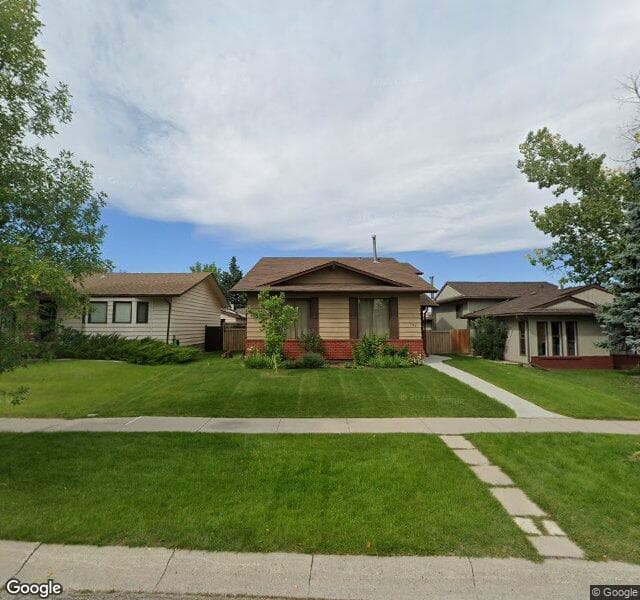 Street view of 196 Suncrest Way SE, Calgary