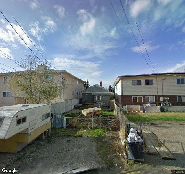 Street view of 3-232 20 Avenue NE, Calgary