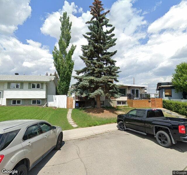 Street view of 8 Arlington Bay SE, Calgary