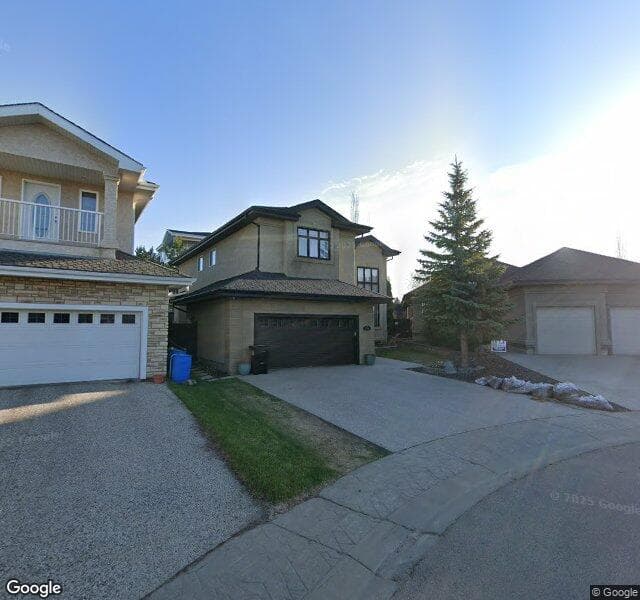 Street view of 926 Thompson Place NW, Edmonton