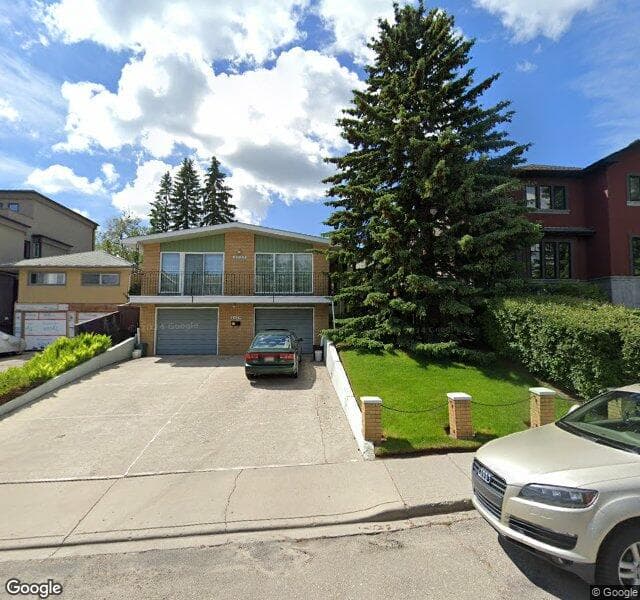 Street view of 2025 27 Avenue SW, Calgary